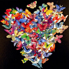 Load image into Gallery viewer, Color butterfly heart - PAINTING BY NUMBERS